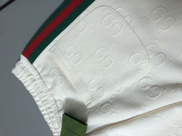 ブランドハーフパンツ角部分ディテール